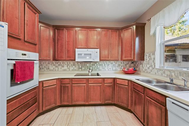 10702 DEERBERRY DRIVE, Land O Lakes, FL 34638