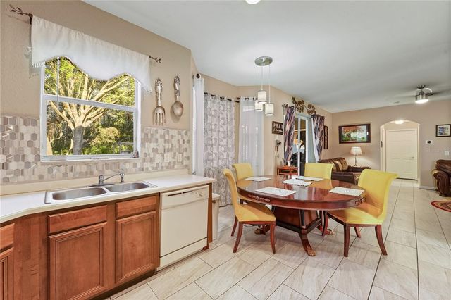 10702 DEERBERRY DRIVE, Land O Lakes, FL 34638