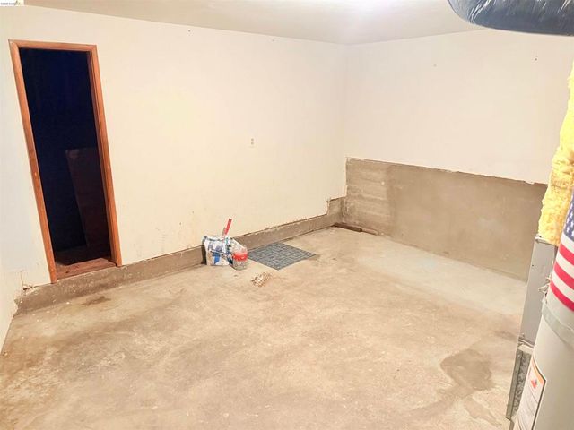 17494 Ehle St, Castro Valley, CA 94546