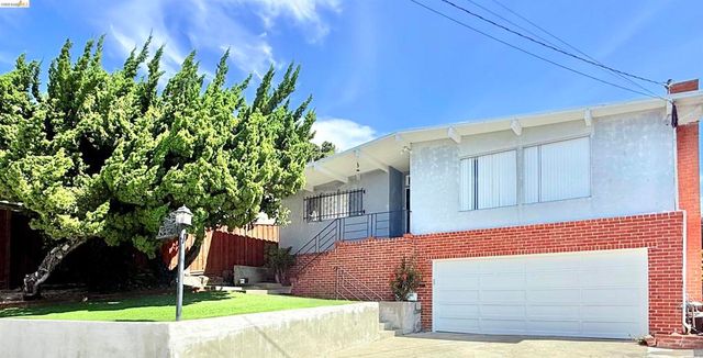 17494 Ehle St, Castro Valley, CA 94546