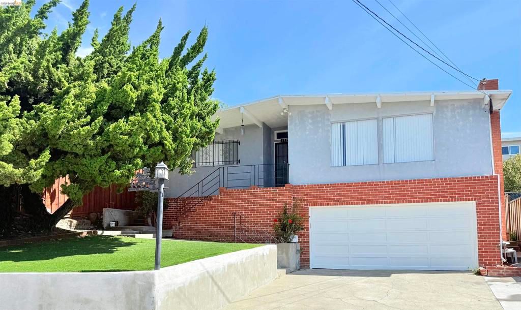 17494 Ehle St, Castro Valley, CA 94546