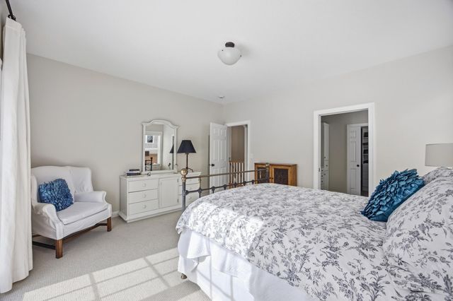 613 13th Avenue N, Moorhead, MN 56560