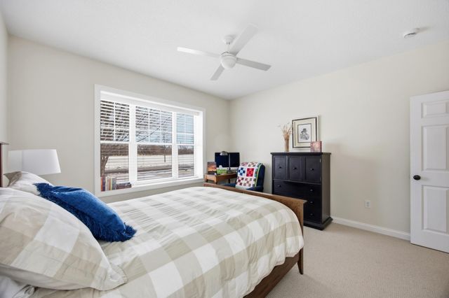 613 13th Avenue N, Moorhead, MN 56560