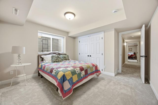 613 13th Avenue N, Moorhead, MN 56560