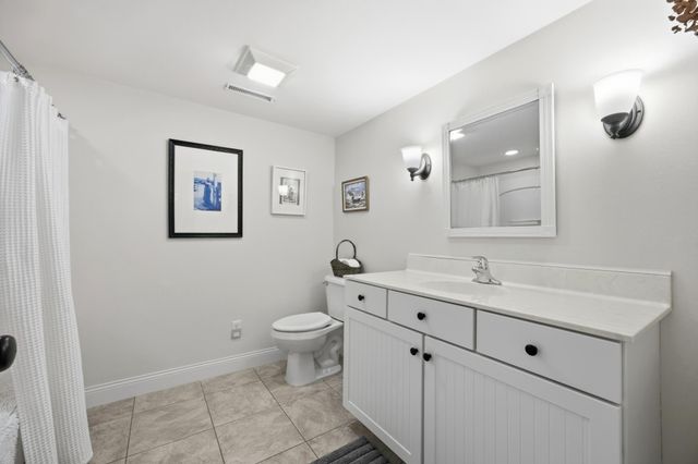 613 13th Avenue N, Moorhead, MN 56560