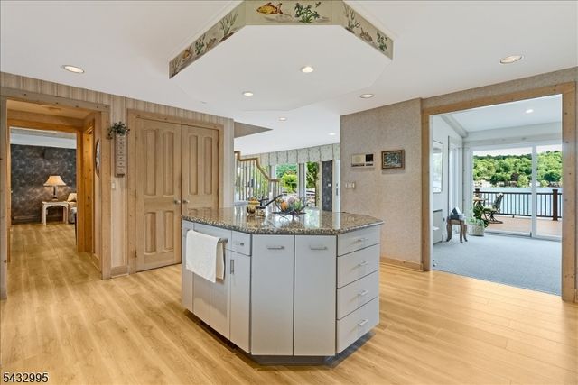 466 W Shore Trl, Sparta Twp., NJ 07871