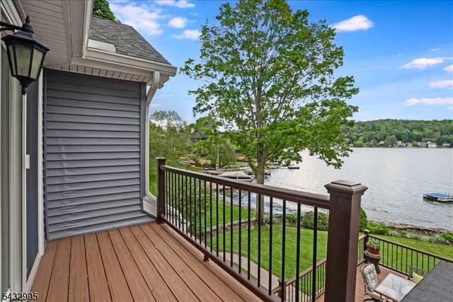 466 W Shore Trl, Sparta Twp., NJ 07871