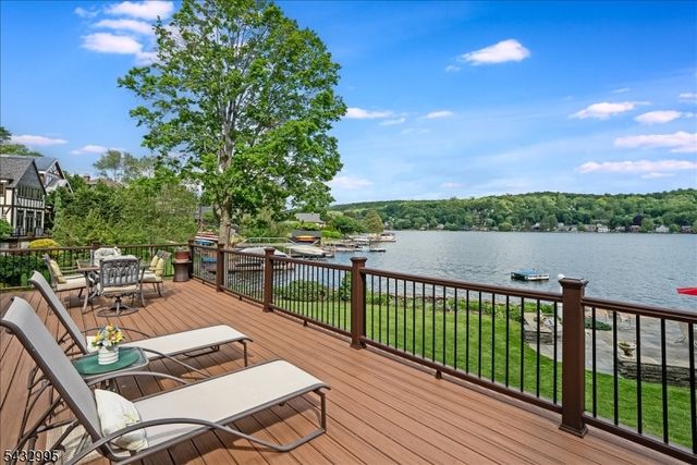 466 W Shore Trl, Sparta Twp., NJ 07871