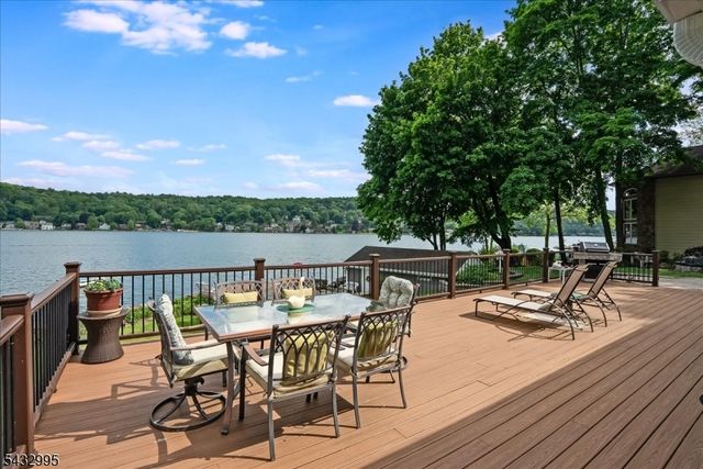 466 W Shore Trl, Sparta Twp., NJ 07871