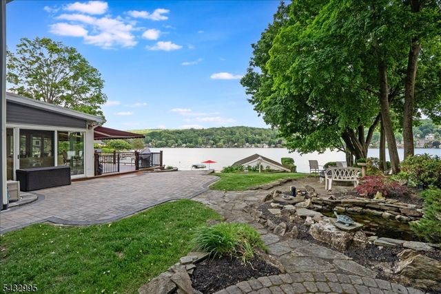 466 W Shore Trl, Sparta Twp., NJ 07871