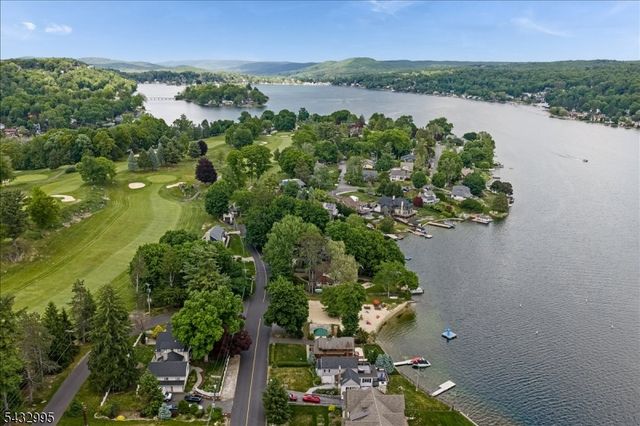 466 W Shore Trl, Sparta Twp., NJ 07871