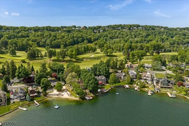 466 W Shore Trl, Sparta Twp., NJ 07871