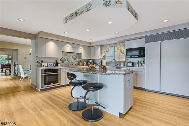 466 W Shore Trl, Sparta Twp., NJ 07871