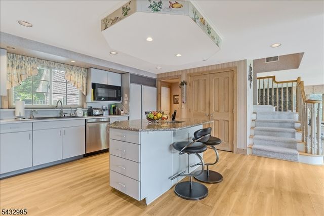 466 W Shore Trl, Sparta Twp., NJ 07871