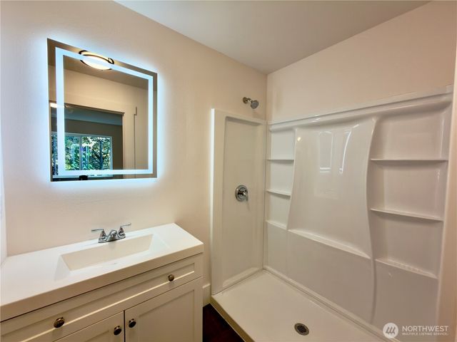 343 Duck Lake Drive SE, Ocean Shores, WA 98569