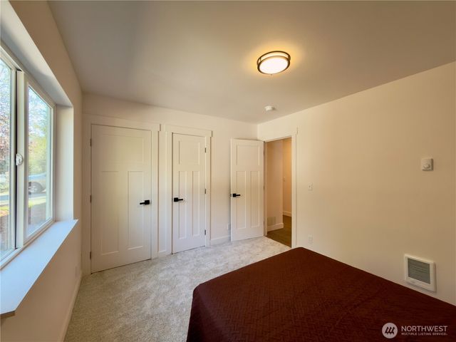 343 Duck Lake Drive SE, Ocean Shores, WA 98569