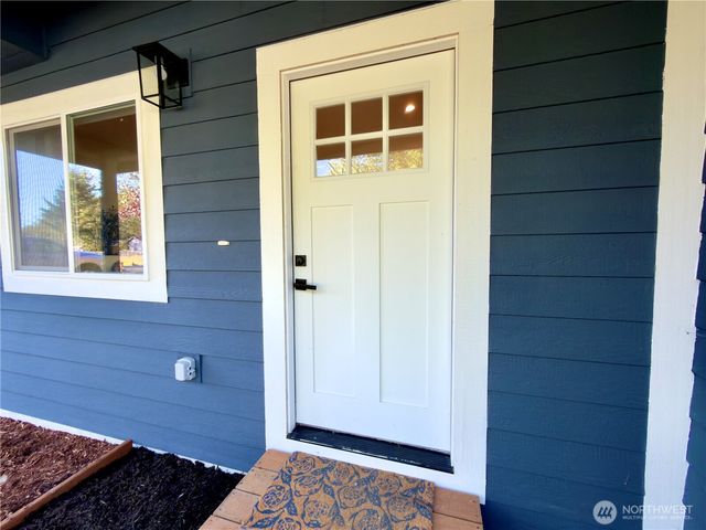 343 Duck Lake Drive SE, Ocean Shores, WA 98569