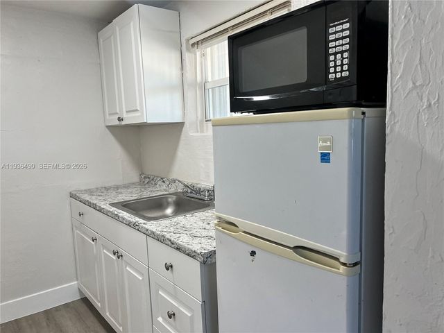 120 SW 68th Ave 0, Miami, FL 33144