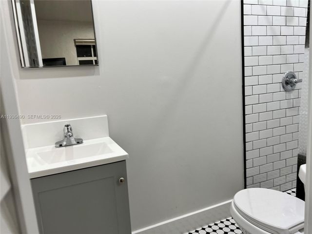 120 SW 68th Ave 0, Miami, FL 33144