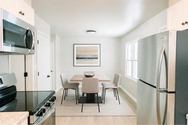 703 THRUSH STREET, Green Bay, WI 54303