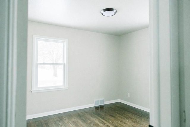 703 THRUSH STREET, Green Bay, WI 54303