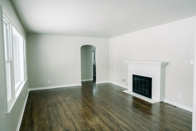 703 THRUSH STREET, Green Bay, WI 54303