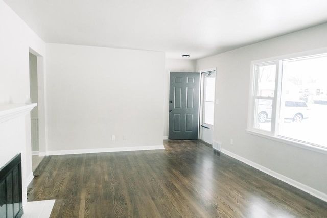 703 THRUSH STREET, Green Bay, WI 54303