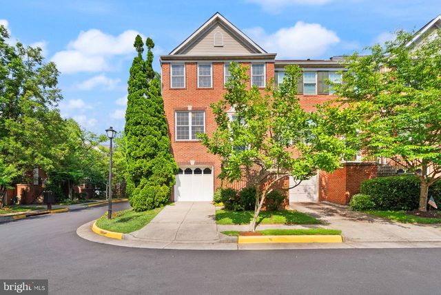 2901 JESSICA CT, Vienna, VA 22181