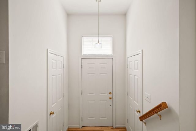 2901 JESSICA CT, Vienna, VA 22181