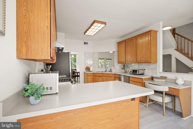 2901 JESSICA CT, Vienna, VA 22181