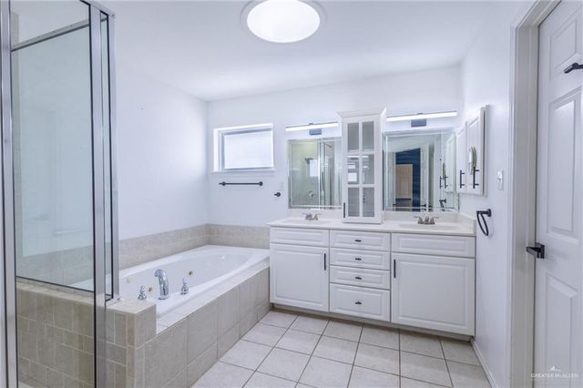 806 Hill Country Drive, Edinburg, TX 78539