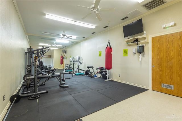 806 Hill Country Drive, Edinburg, TX 78539