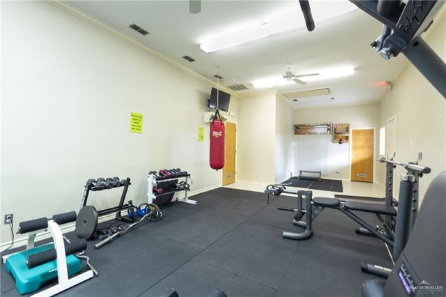 806 Hill Country Drive, Edinburg, TX 78539