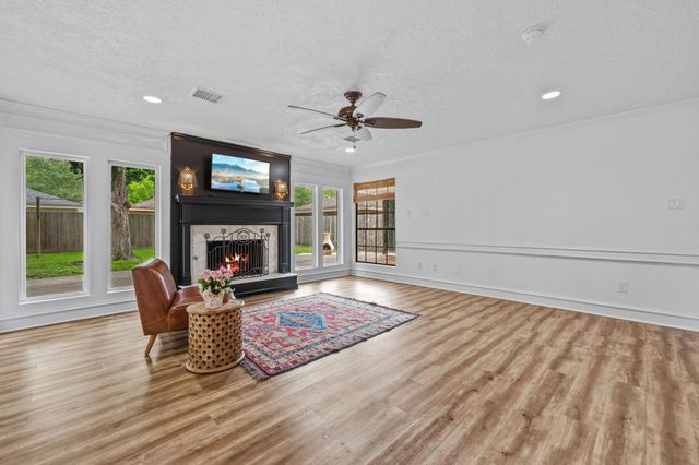 5211 Mulberry Grove Drive, Houston, TX 77345