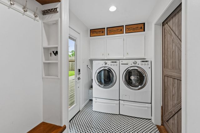 5211 Mulberry Grove Drive, Houston, TX 77345