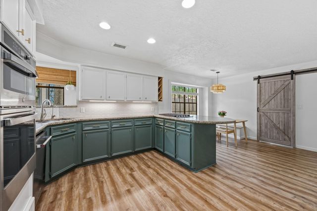 5211 Mulberry Grove Drive, Houston, TX 77345