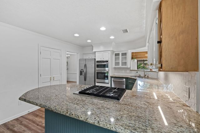 5211 Mulberry Grove Drive, Houston, TX 77345