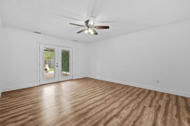 5211 Mulberry Grove Drive, Houston, TX 77345