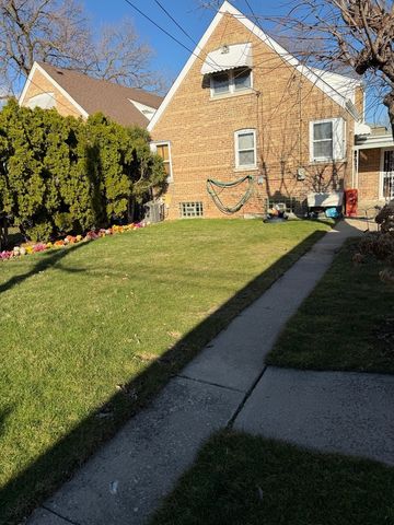10210 S Rhodes Avenue, Chicago, IL 60628