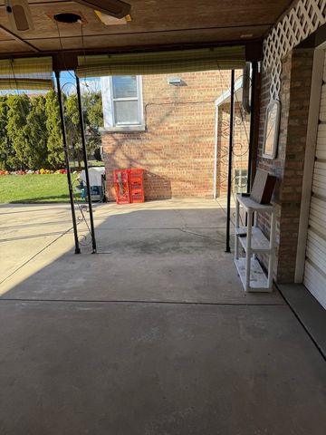 10210 S Rhodes Avenue, Chicago, IL 60628