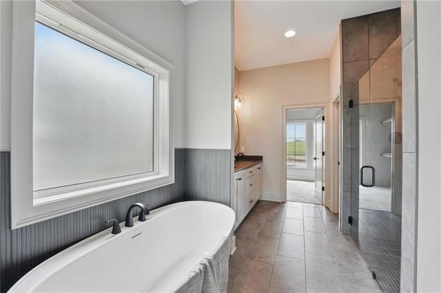 1506 NW 106th Terrace, Kansas City, MO 64155