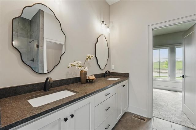 1506 NW 106th Terrace, Kansas City, MO 64155