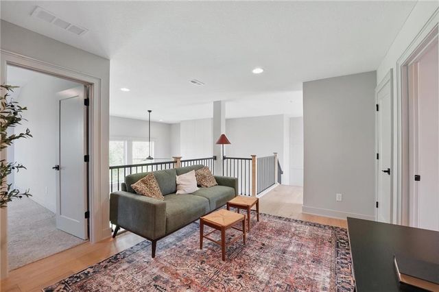 1506 NW 106th Terrace, Kansas City, MO 64155