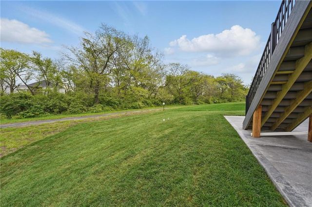 1506 NW 106th Terrace, Kansas City, MO 64155