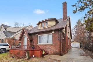 15095 Lesure Street, Detroit, MI 48227