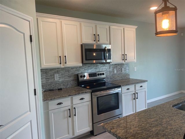 1682 BAY BREEZE DRIVE, St Cloud, FL 34771