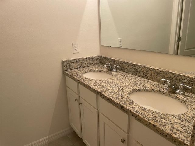 1682 BAY BREEZE DRIVE, St Cloud, FL 34771