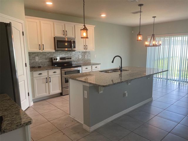 1682 BAY BREEZE DRIVE, St Cloud, FL 34771