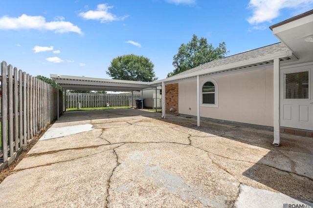 14640 Richardson Dr, Greenwell Springs, LA 70739