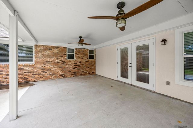 14640 Richardson Dr, Greenwell Springs, LA 70739